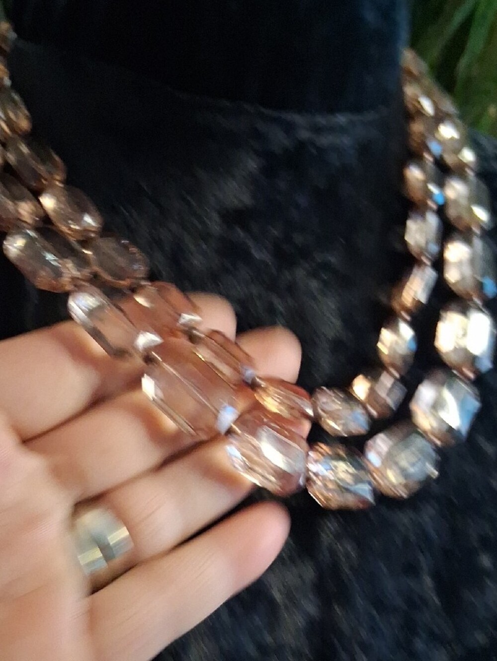 Vintage Rosaline Or Pal Pink Crystal Cut Lucite Double-Strand Necklace - Picture 3 of 7